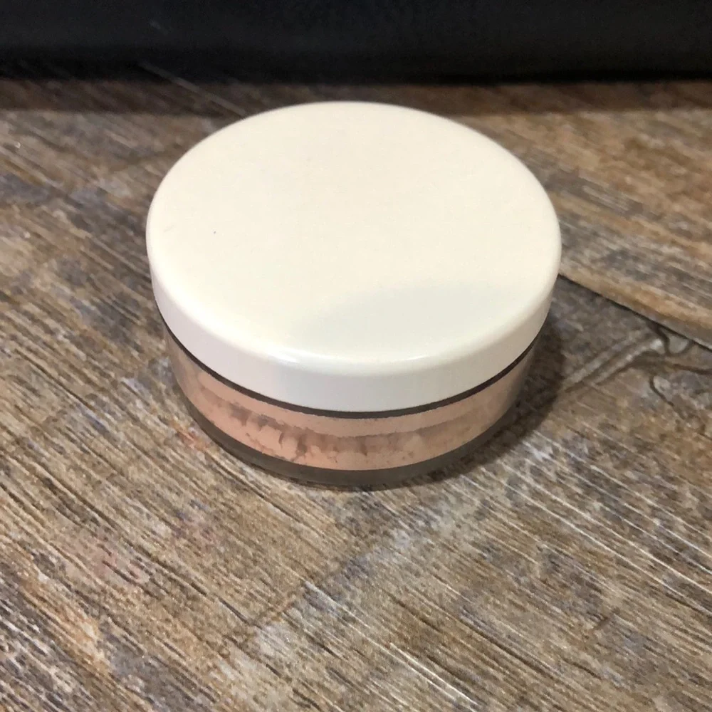 Estée Lauder Demi Matte Loose Powder Mini Medium .10 oz NEW Travel Sz